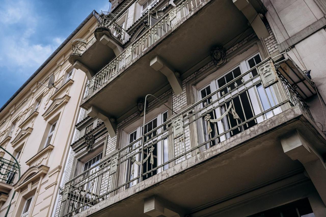 Unique Style Apartments Old Town - 25 Min From The Airport - By Homelike Krakow Luaran gambar