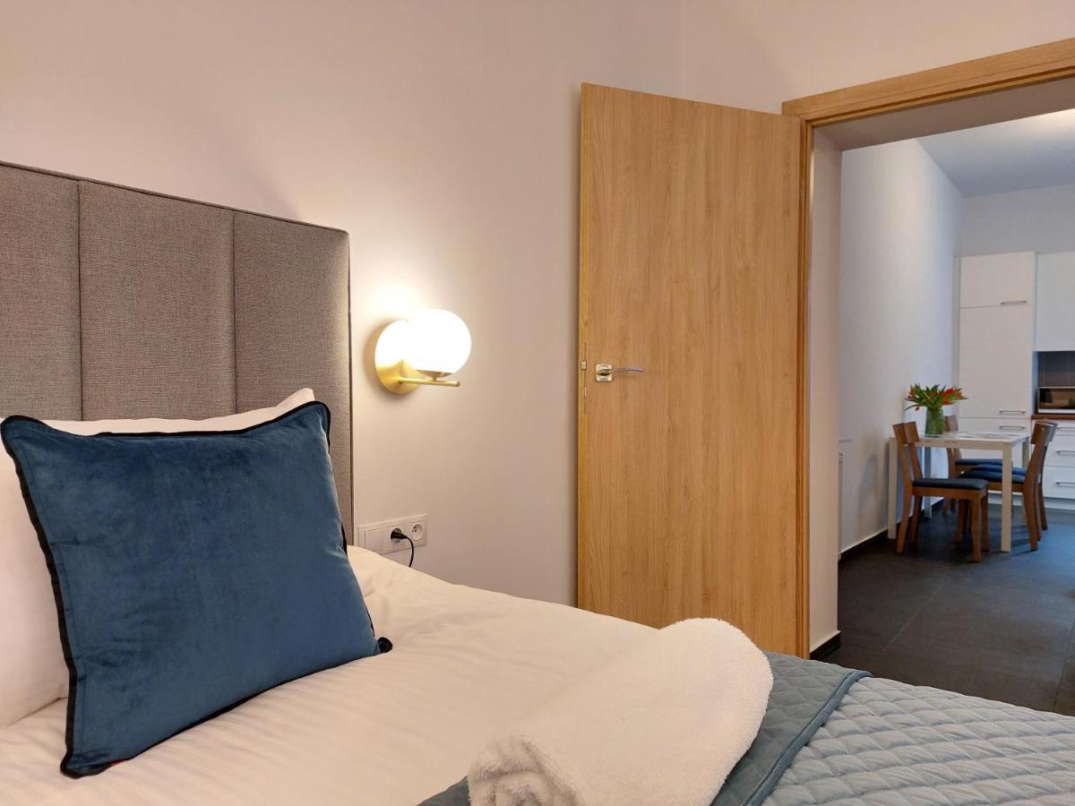 Unique Style Apartments Old Town - 25 Min From The Airport - By Homelike Krakow Luaran gambar