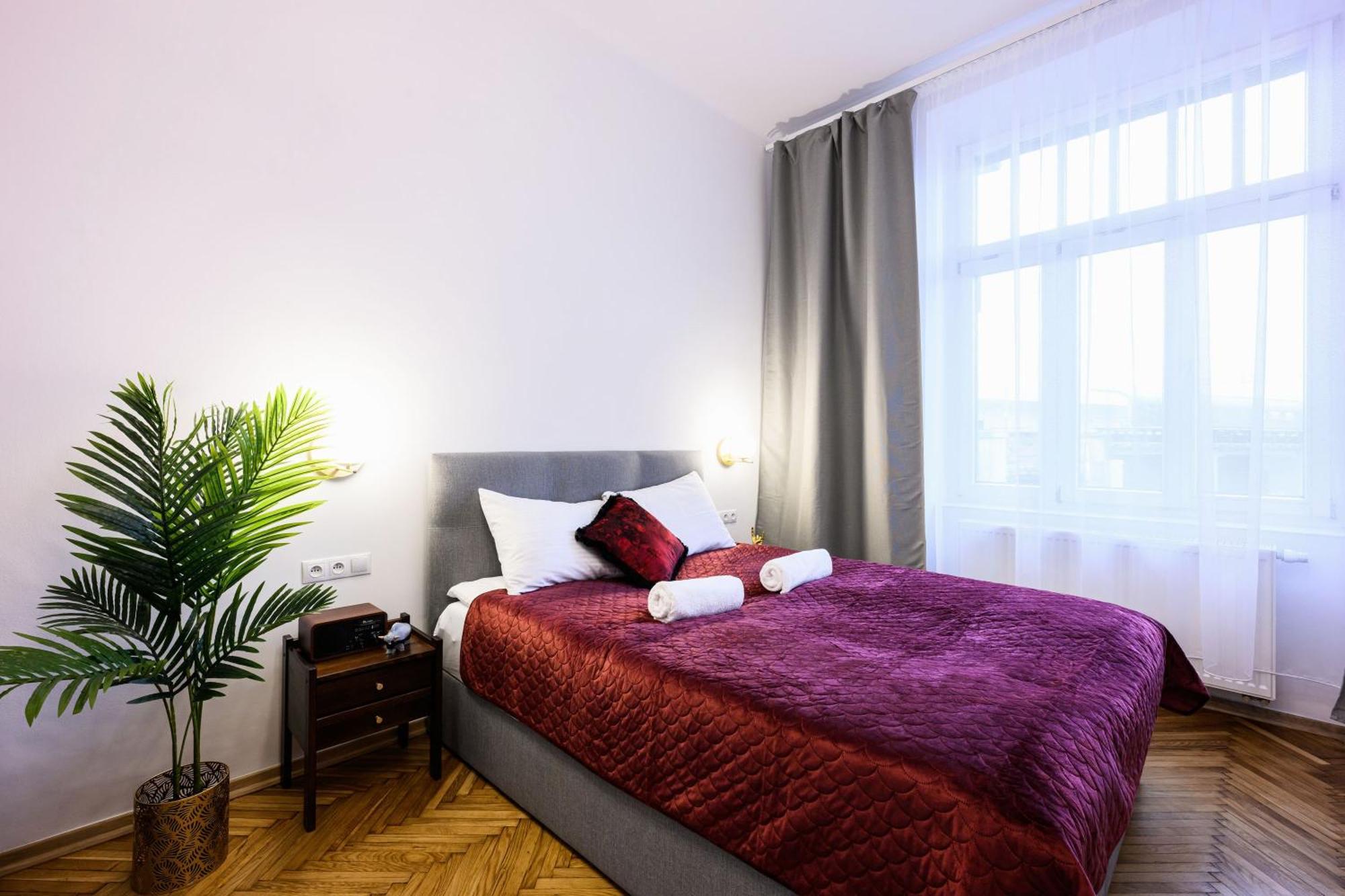 Unique Style Apartments Old Town - 25 Min From The Airport - By Homelike Krakow Luaran gambar