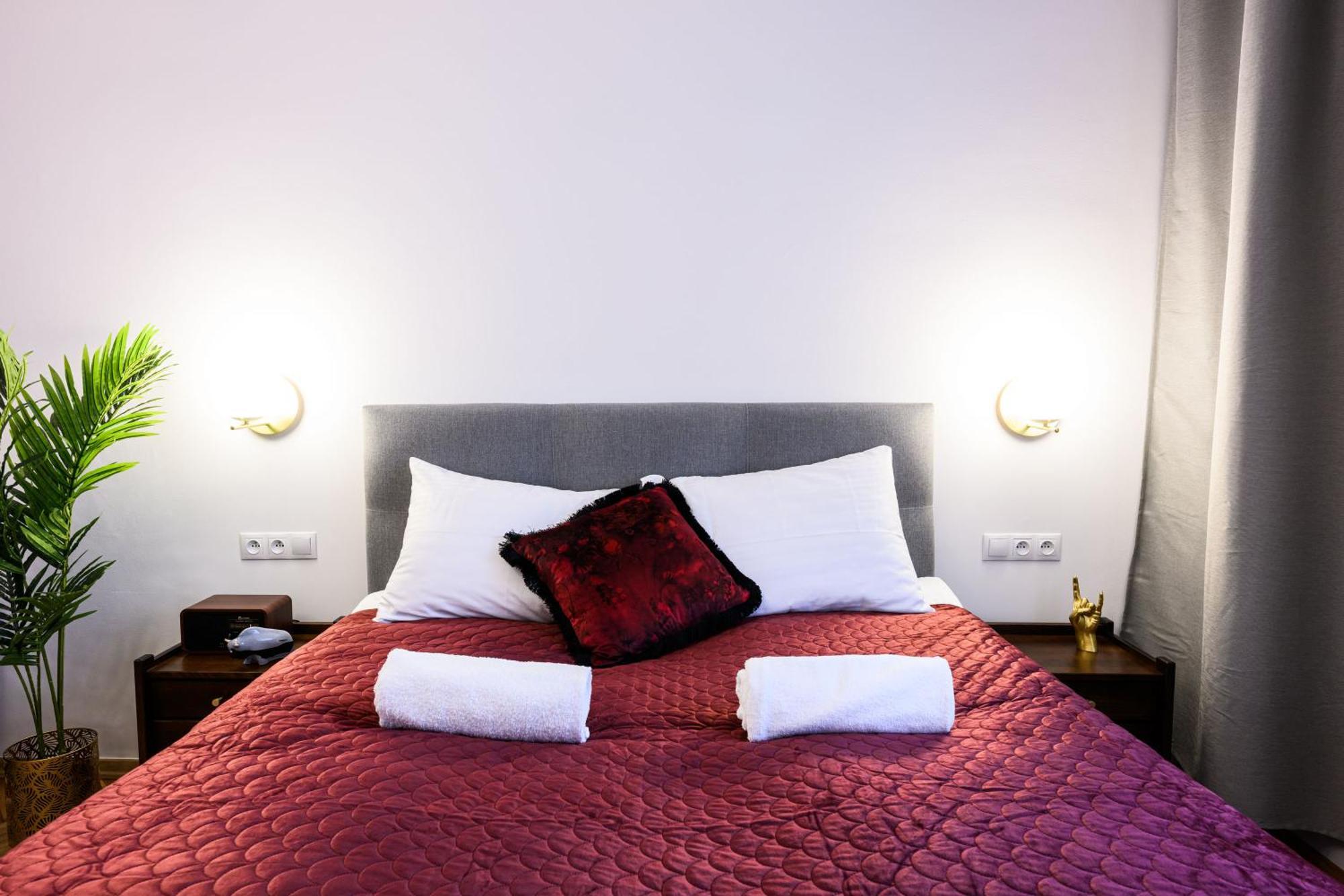 Unique Style Apartments Old Town - 25 Min From The Airport - By Homelike Krakow Luaran gambar