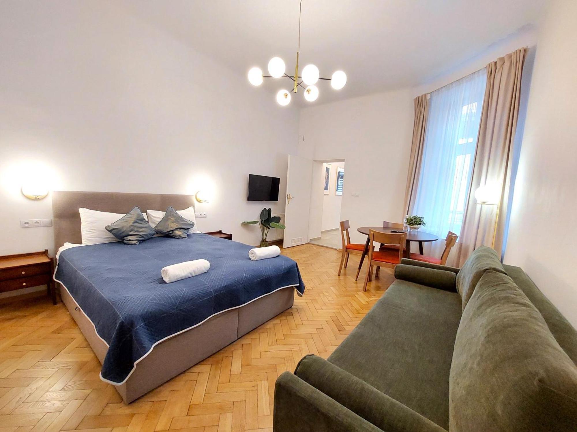 Unique Style Apartments Old Town - 25 Min From The Airport - By Homelike Krakow Luaran gambar