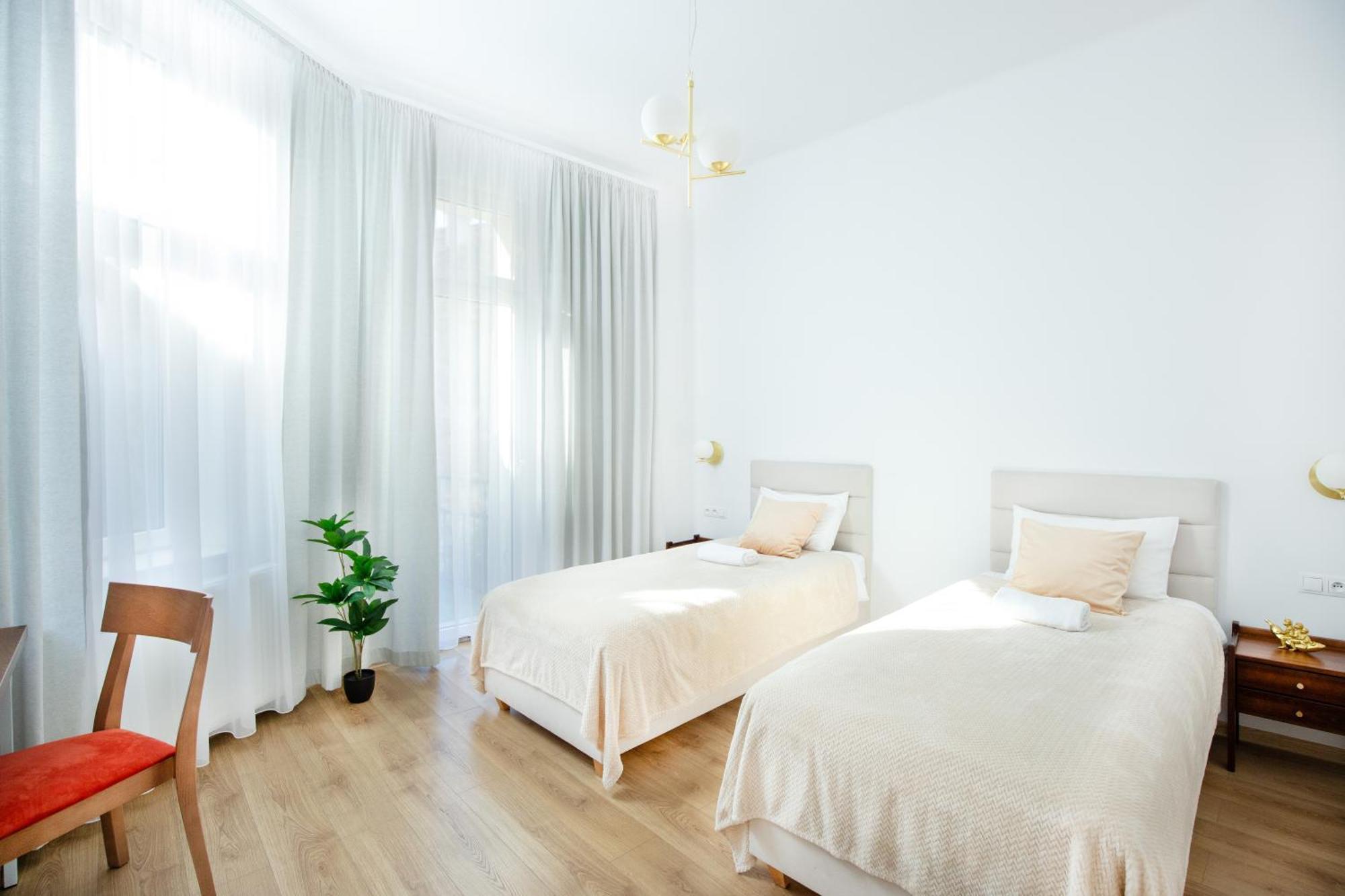 Unique Style Apartments Old Town - 25 Min From The Airport - By Homelike Krakow Luaran gambar