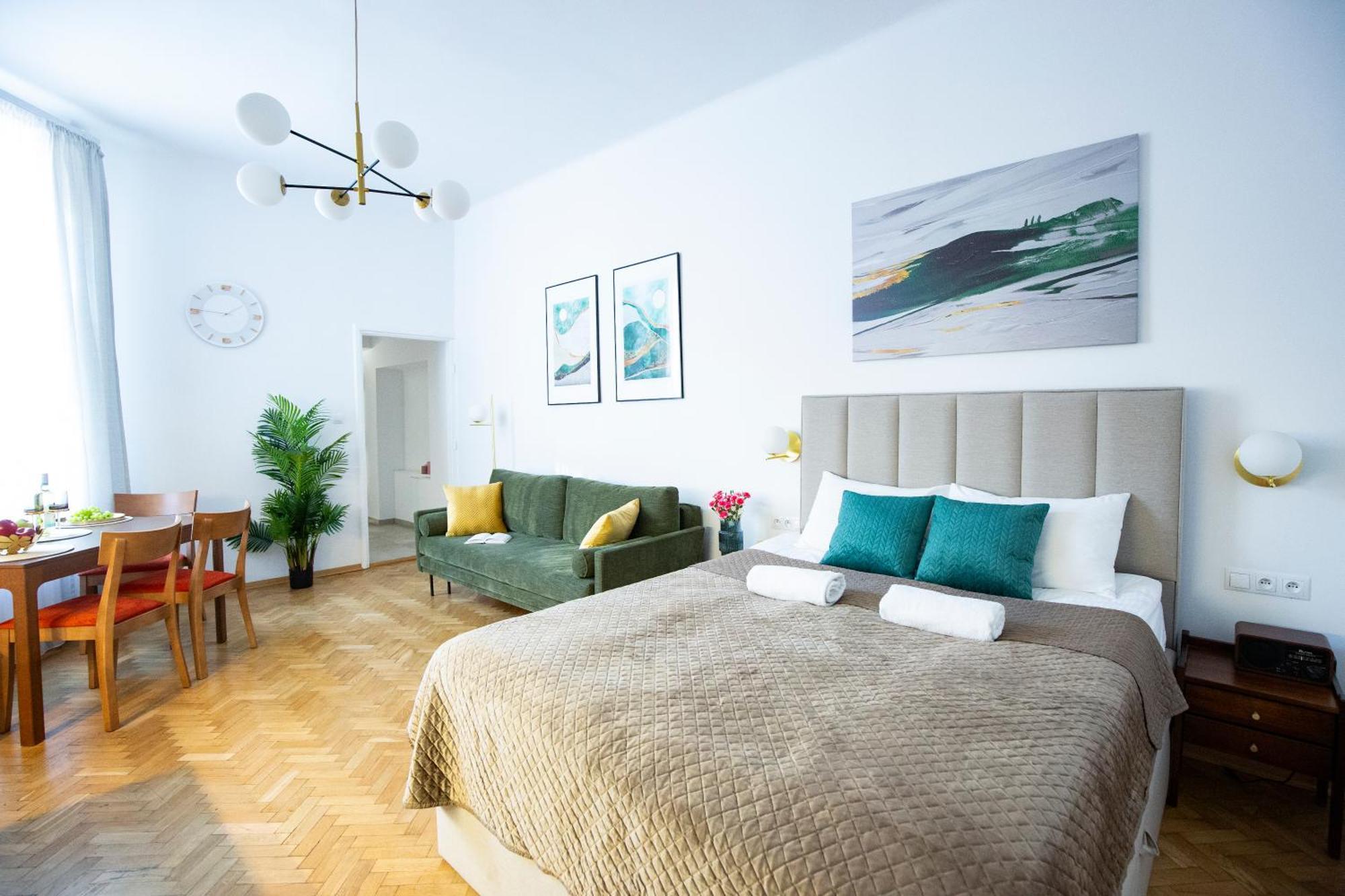 Unique Style Apartments Old Town - 25 Min From The Airport - By Homelike Krakow Luaran gambar